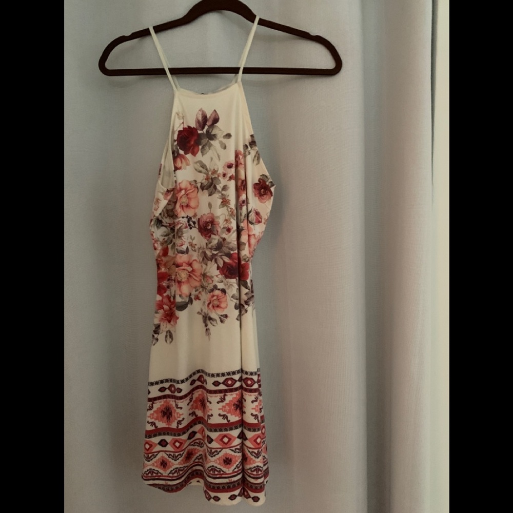 Dress - Picture 2 of 5